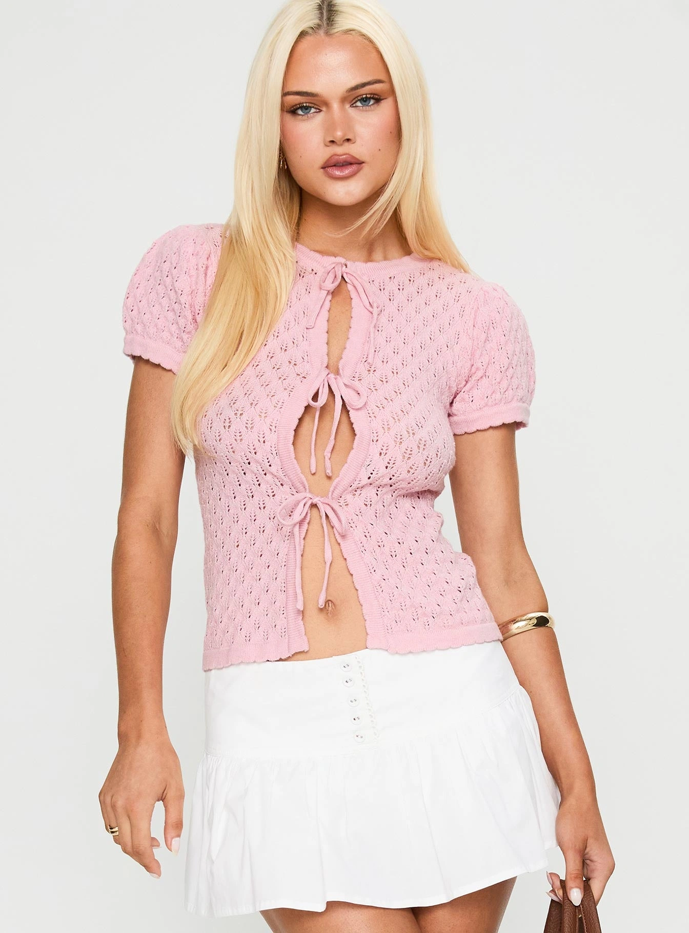 Roze Gebreide Bovenstuk: Mari's Zomerse Smaak, Een Zachte Omhelzing voor Elke Dag! Lekker Zitten, Stralen.